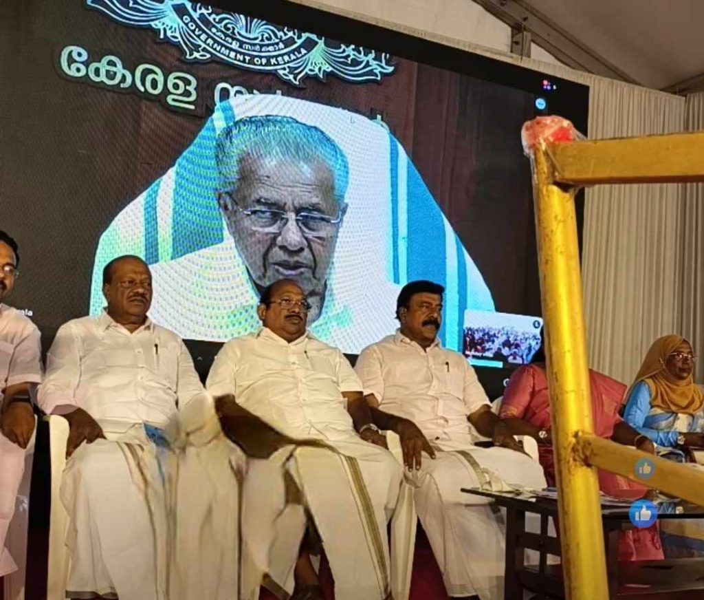ഇരവിപുരത്തിന്റെ ഗതാഗത സ്വപ്നങ്ങൾക്ക് ചിറകു മുളച്ചു; റെയിൽവേ മേൽപ്പാലം മുഖ്യമന്ത്രി ഉദ്ഘാടനം ചെയ്തു